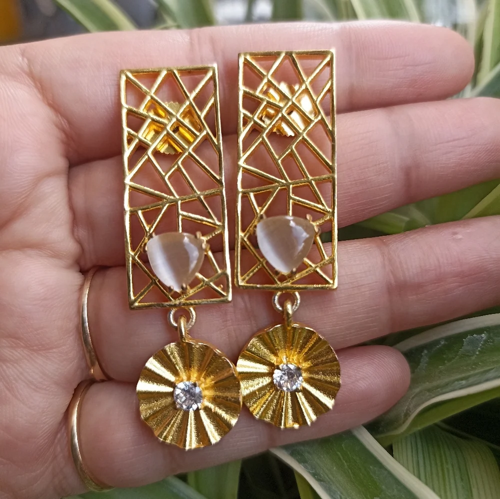 Handmade gold platted stone studded contemporary earrings - Picture 8 of 11